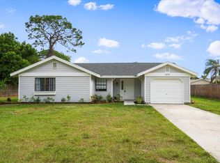 1091 Highland Dr SW, Vero Beach, FL 32962
