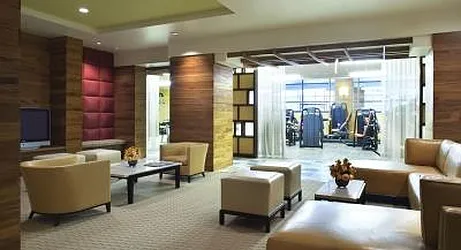 Rented by R New York