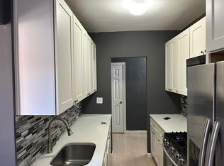 6298 Saunders St APT 2D, Flushing, NY 11374