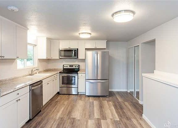 3rd image of 12846 1st Ave S Unit B