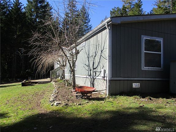 3rd image of 231 NE Tee Lake Pnes