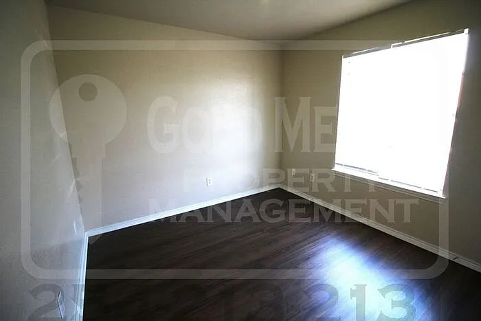 3304 Barcelona Dr — Photo 16