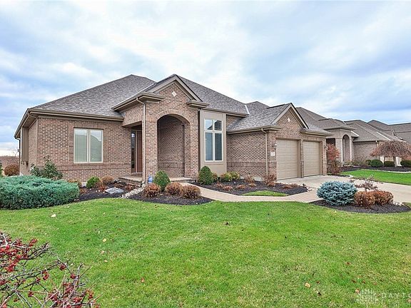 2nd image of 8289 Sweet Briar Ct