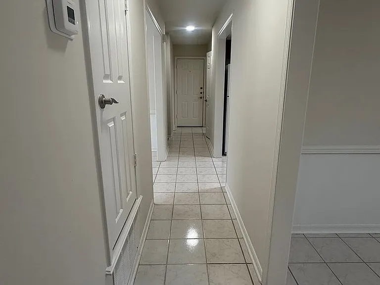 206 Cambridge Rd — Photo 37
