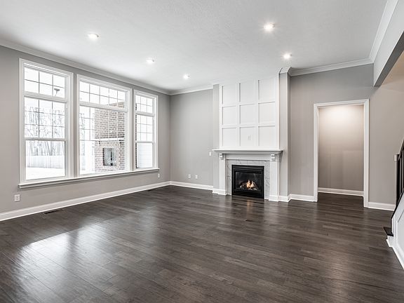 5th image of 8245 Central Ave