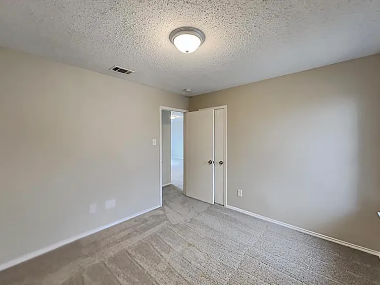 4329 Apple Dr — Photo 12
