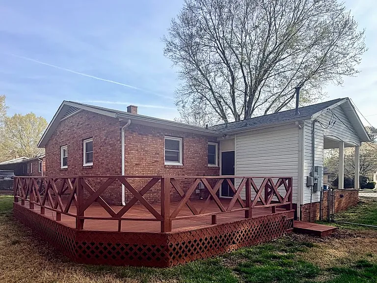 516 Kerr St — Photo 16