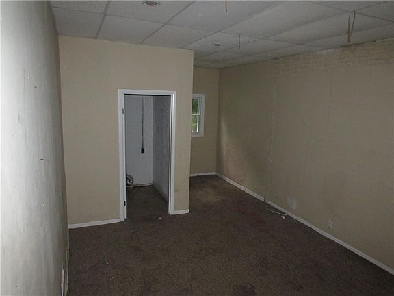 4th image of 10704 Bennington Ave