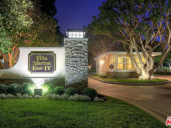 Guard-gated Entrance