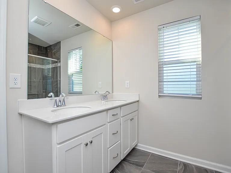 908 Park Bend Trl — Photo 14