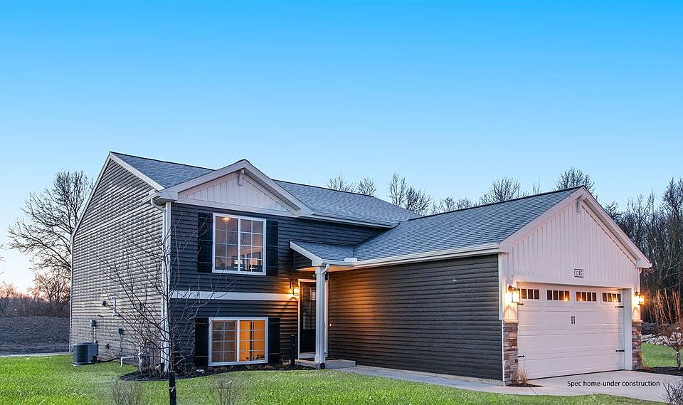1st image of 165 Saint Clair Cir