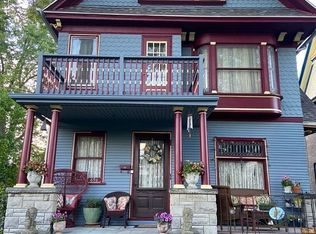 696 Chilton Ave, Niagara Falls, NY 14301