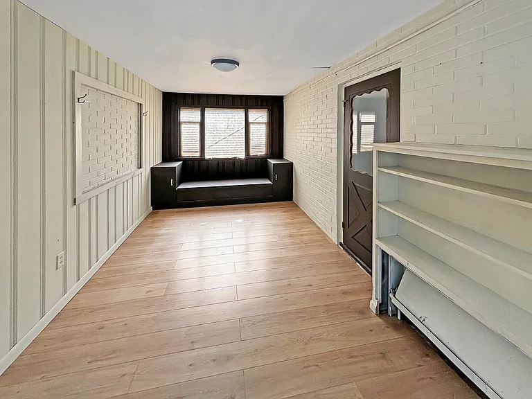 2429 Sarah Dr — Photo 10