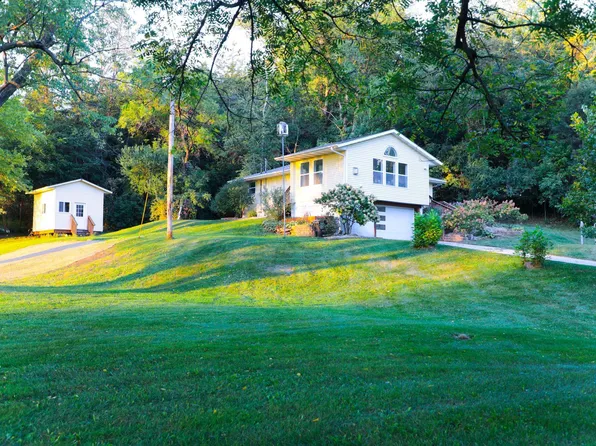 455 1st Ave NE, Oronoco, MN 55960