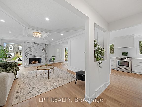 4th image of 19 Moorcroft Rd