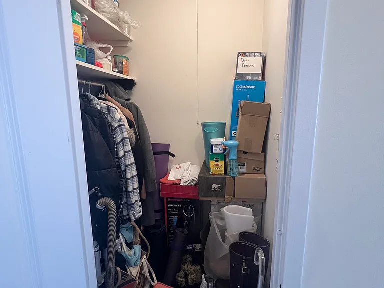Walk-in closet