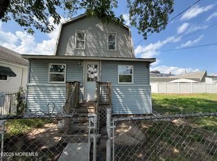 5 Leroy Pl, Keansburg, NJ 07734