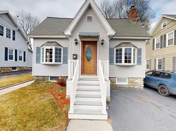 55 Clark St, Worcester, MA 01606