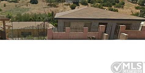1st image of 1202 Wren St