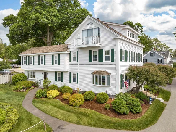 29 Lake Street #2, Wolfeboro, NH 03894