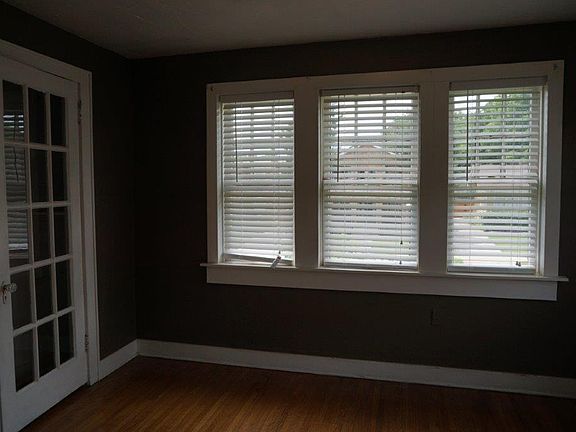 5th image of 515 NW 20th St APT 5
