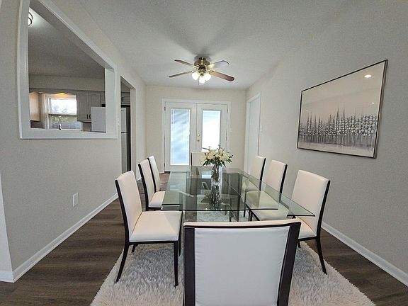 5th image of 422 Meadow Ln
