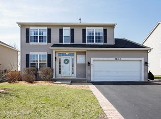7802 Boxwood Ln, Plainfield, IL 60586