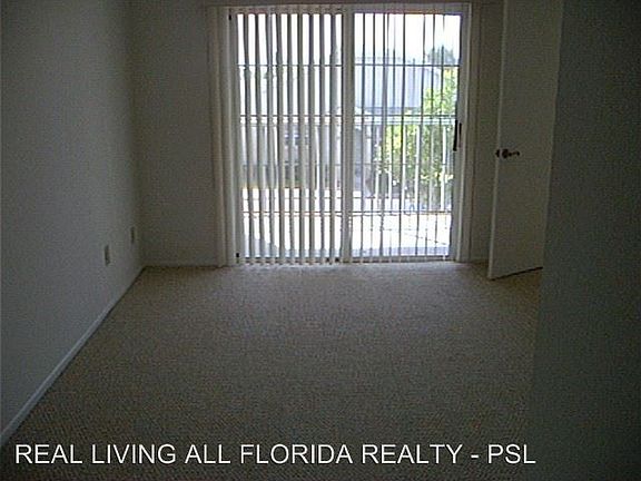 3rd image of 1630 SE Green Acres Cir APT H201