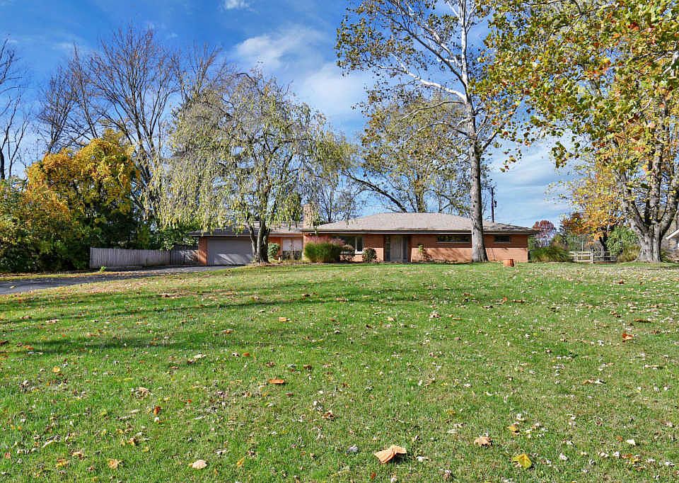 1st image of 7169 Grandee Cliffs Dr