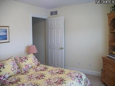5th image of 4702 Helmsworth Dr NE