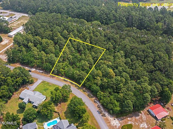 2nd image of 435 Hardison Drive