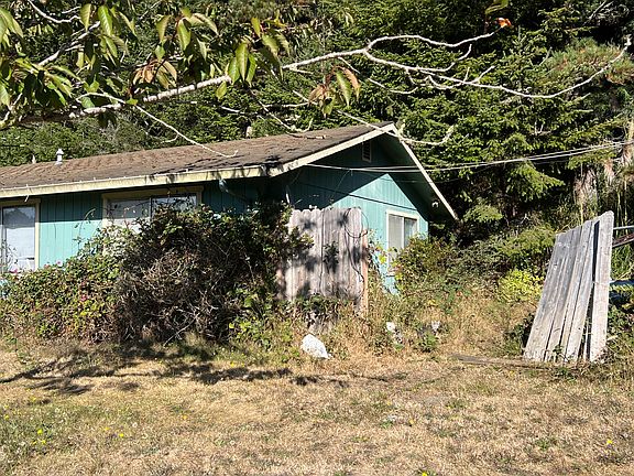 4th image of 7900 Myrtle Ave