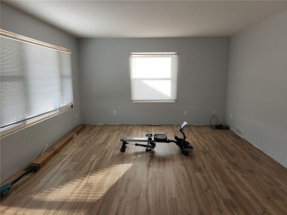4th image of 602 Chestnut Street