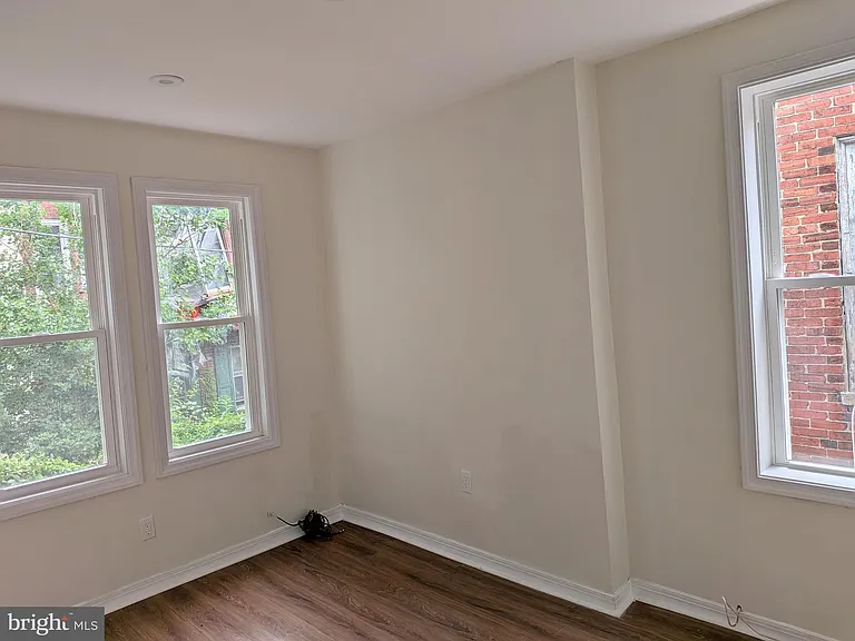 5609 Walton Ave — Photo 17