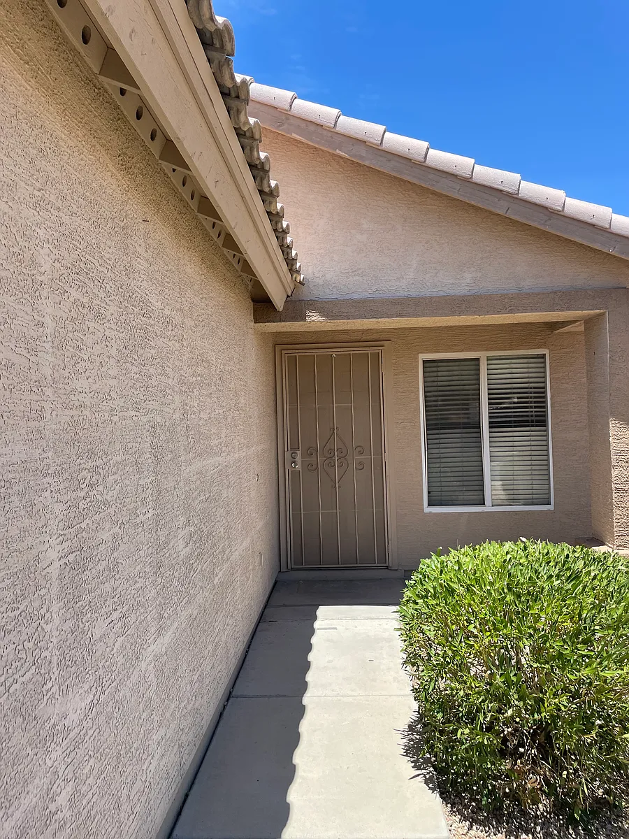 Building Photo - 12244 W Scotts Dr