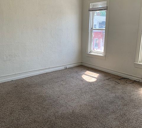 3rd image of 373 W Philadelphia St Floor 3