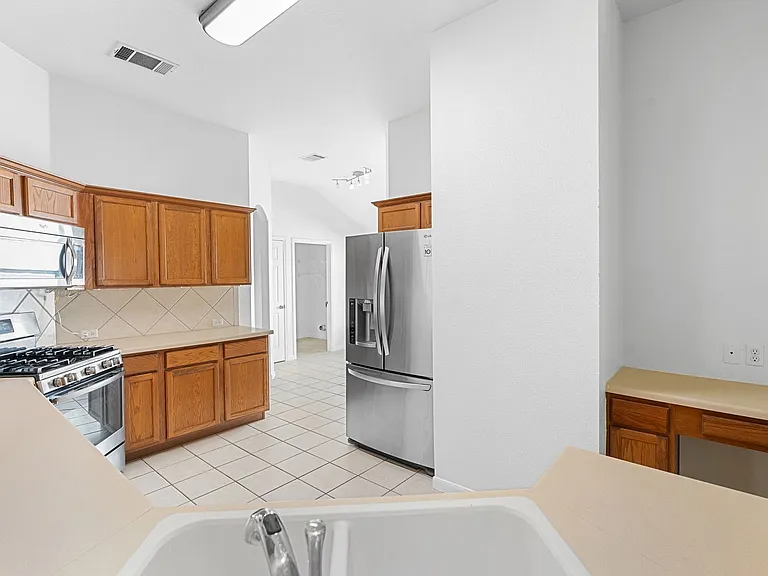 2305 Boulder Run — Photo 16