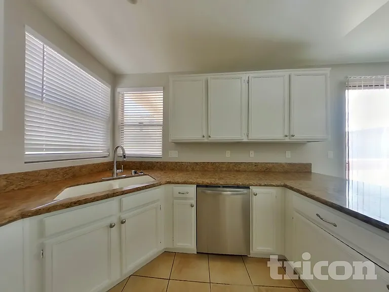5513 Doe Springs Pl — Photo 7