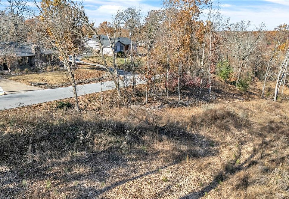 1st image of 9087 Bluff Dr