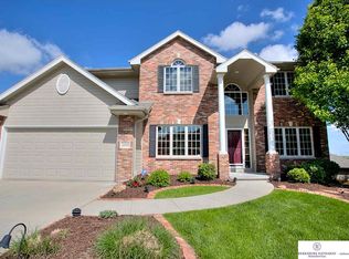18508 Hamilton Cir, Elkhorn, NE 68022