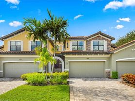 9476 Napoli Ln, Naples, FL