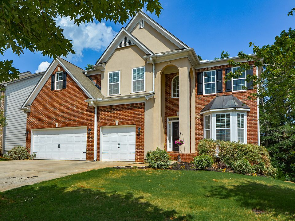 Brick Front w/3 Car Garage