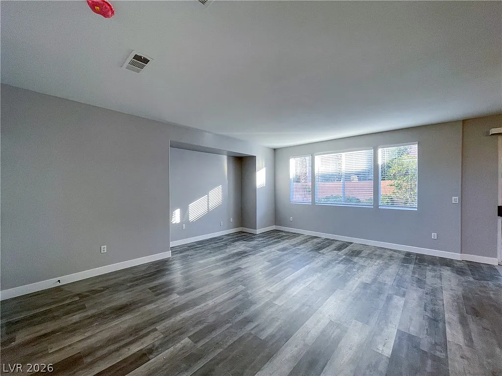 3 bed, 2.5 bath, 1918 sqft, $2,750 — Photo 4