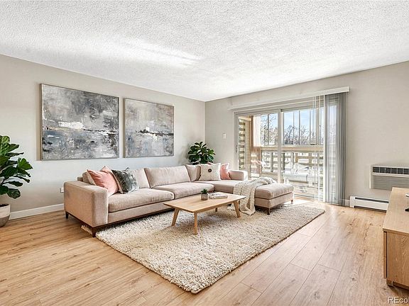 3rd image of 680 S Alton Way #7B