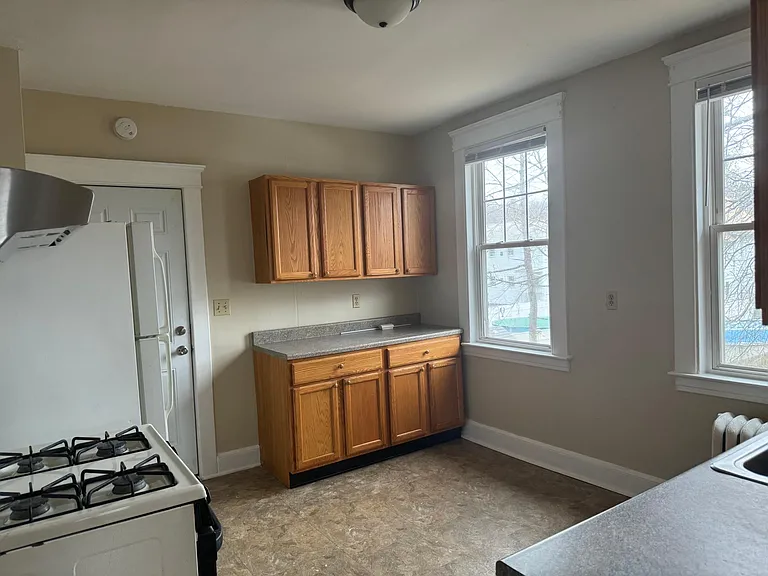 297 Park St #2FB — Photo 12