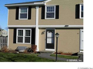 24 Clearfield Dr, Webster, NY