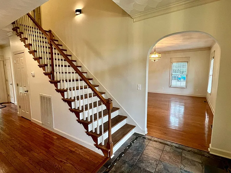 1302 Honeywood Pl — Photo 19