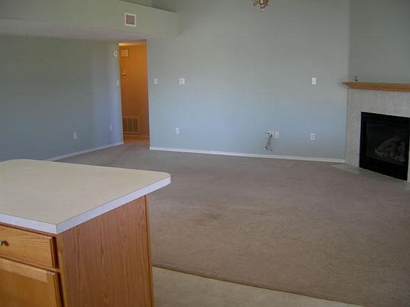 3rd image of 10420 Bilboa St NW