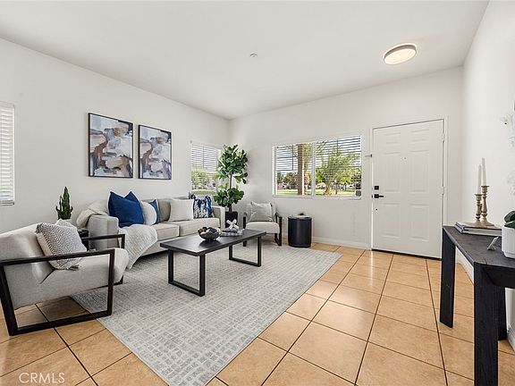 4th image of 3242 Kirklee Ln