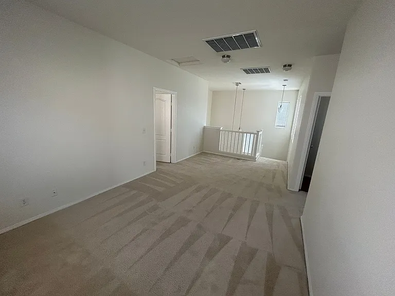 10646 Allegrini Dr — Photo 11